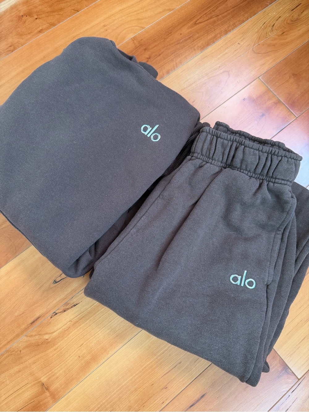Alo
